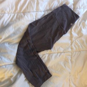 Lululemon aligns crop 21”